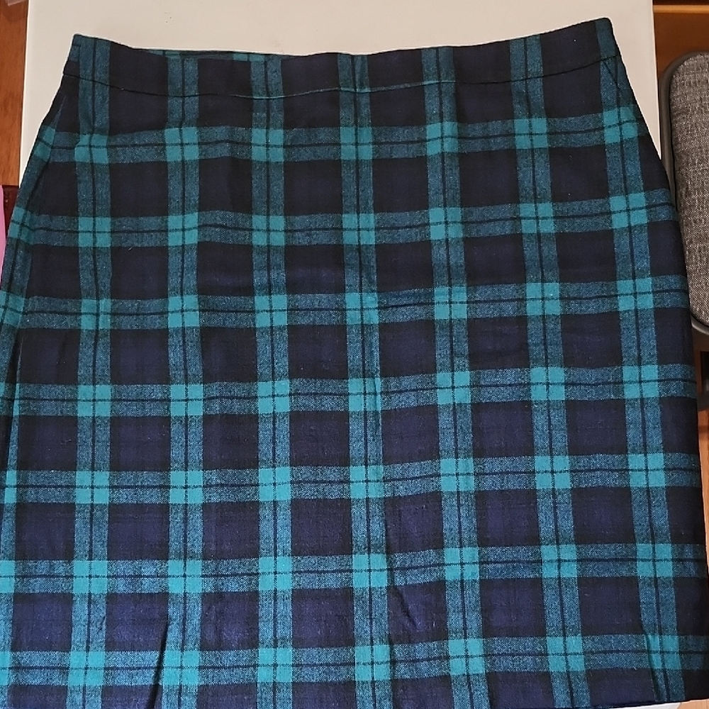 NWT Sz18 Lands' End Wool Skirt.